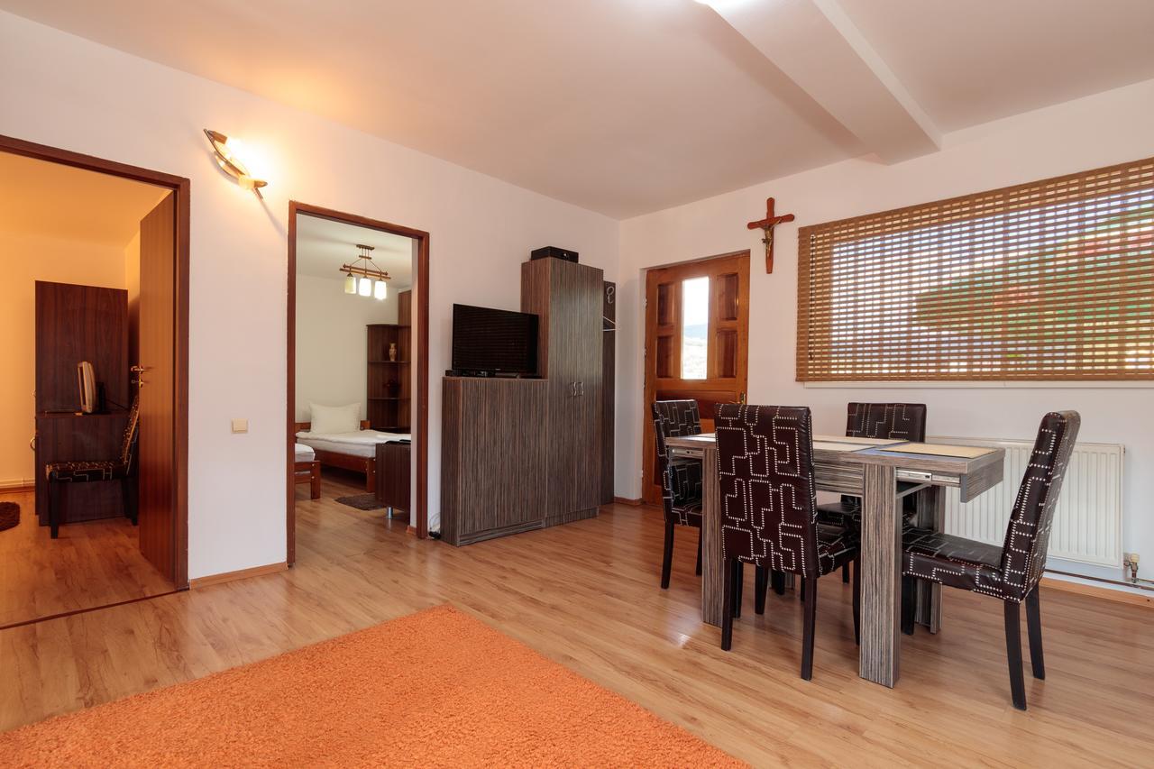Casa Arbo Hotel Calimanesti Ngoại thất bức ảnh